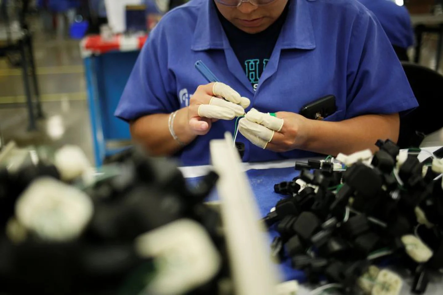 El empleo manufacturero disminuyó 0.2% en julio de 2022: Inegi