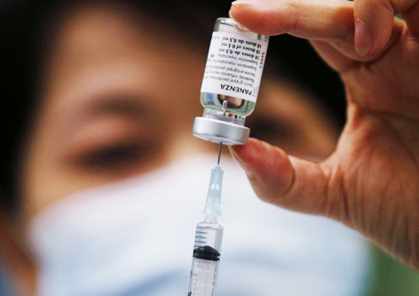 En octubre llegarán al IMSS 200 mil vacunas contra influenza AH1N1