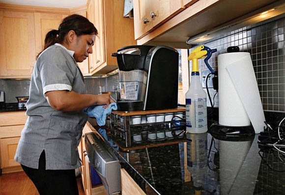 OIT urge a regular inspecciones a empleadores de trabajadoras del hogar en México