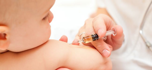 Vacunan con retraso a 57 % de los niños