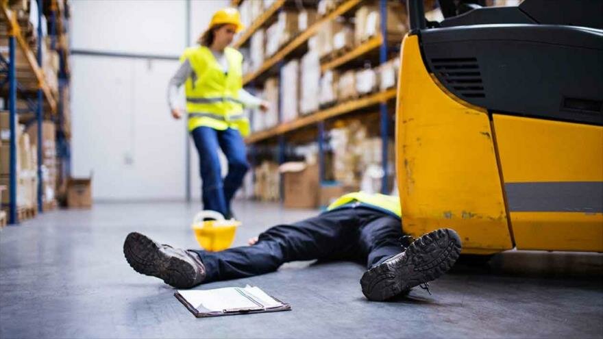 Accidentes de trabajo bajan a la mitad en una década