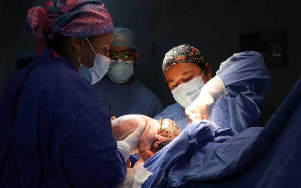 Dariel  Alarí, primer bebé en nacer en 2023 en el IMSS 
