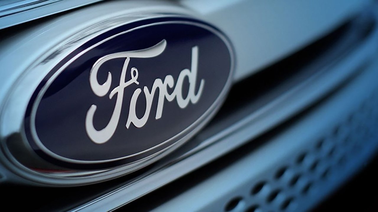 Ford elimina 3,000 empleos mientras apuesta por un futuro autónomo