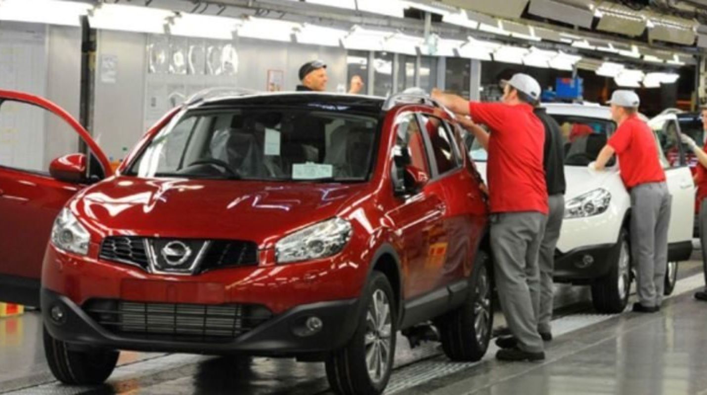 Nissan inicia despidos en Aguascalientes