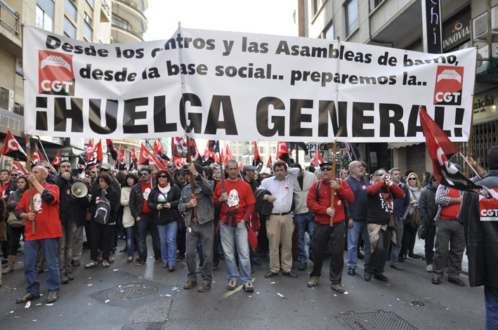 "No se puede reclamar titularidad de CCT en medio de una huelga": SCJN 