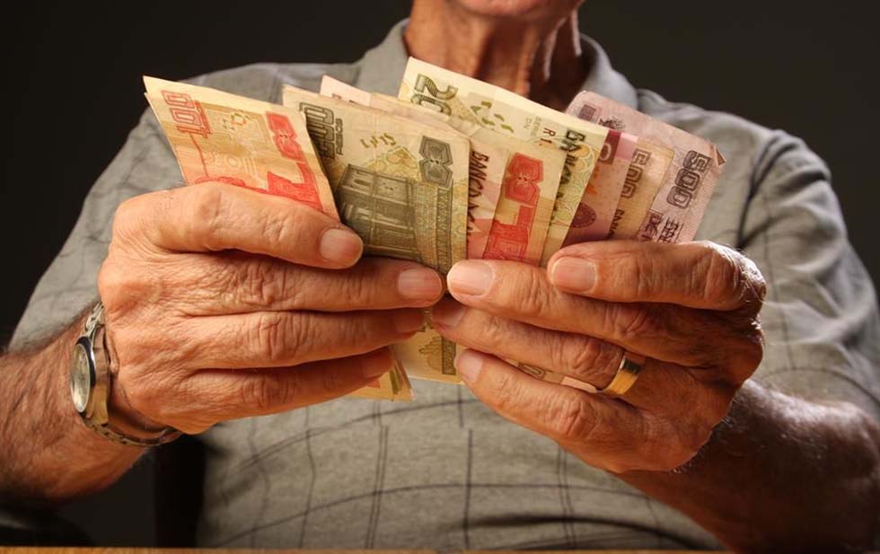 Sistema de pensiones determina pensión de 3 mil 900 pesos